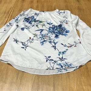 White House Black Market long sleeve blouse